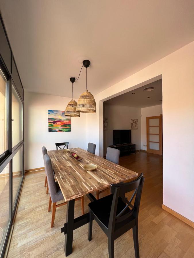 Casa Neus, Casa Cerca De Barcelona Villa Sant Feliu de Llobregat Luaran gambar