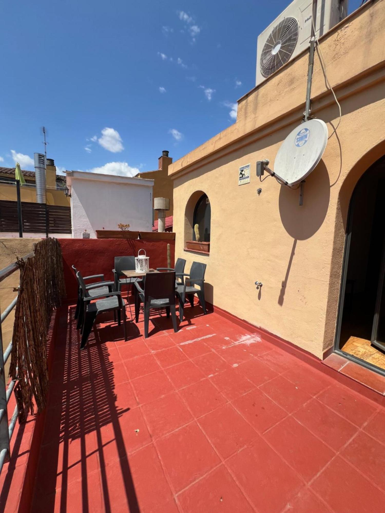 Casa Neus, Casa Cerca De Barcelona Villa Sant Feliu de Llobregat Luaran gambar